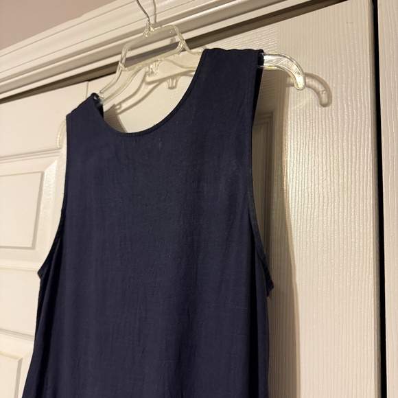 Petal And Pup Yardlee Jumpsuit Loose Fit Wide Leg Crop Rayon Blend Navy Size 6 - Picture 7 of 13